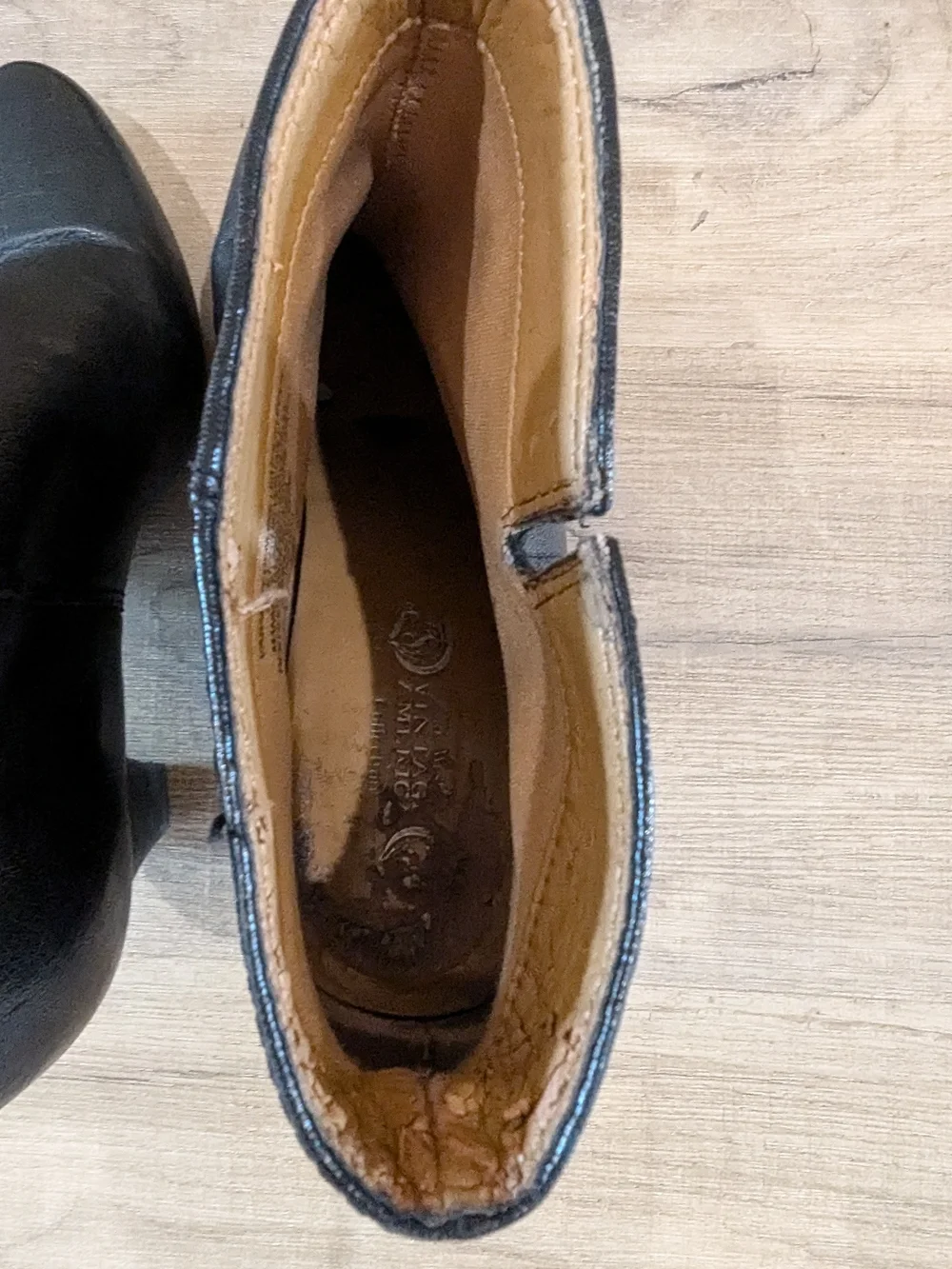 Vintage American Collection Nine West Genuine Leather Black Ankle Booties - Picture 7 of 8